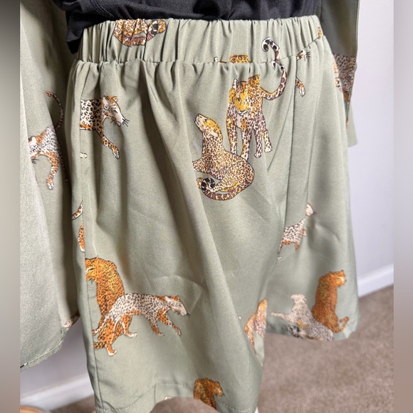 Green Animal Print Button Up and Short Set - Picture 11 of 12